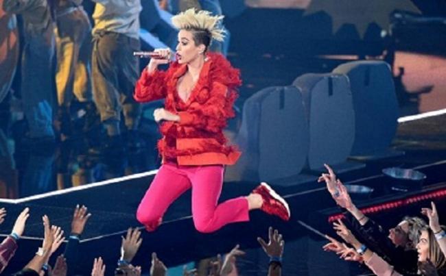 Katy Perry siap Konser di Indonesia Tahun Depan